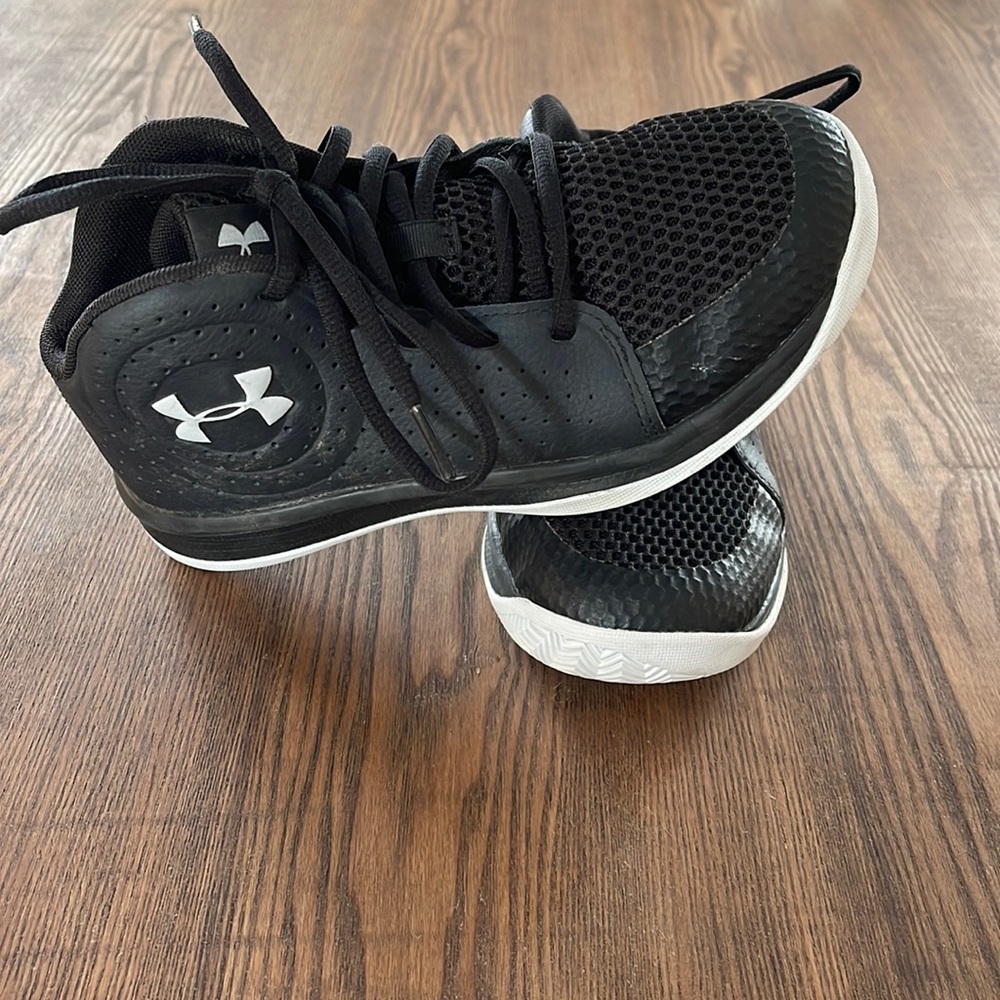Under Armour Basketball Shoes